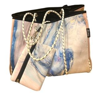 New Elle Paige Neoprene Bag Purse Tote with matching Wallet